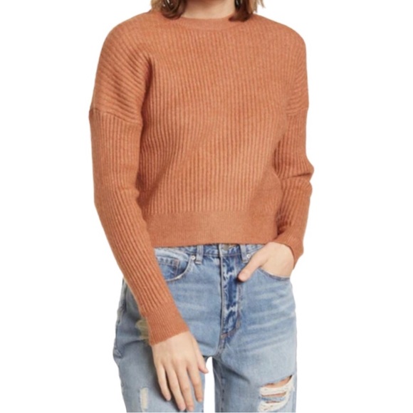 Elodie Sweaters - Elodie Crew Neck Ribbed Sweater